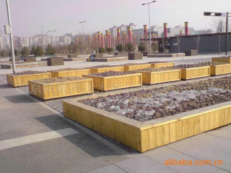 防腐木花箱欣赏二一7678 帖子ID:2433-木图网-木结构之家 www.woodpic.cn