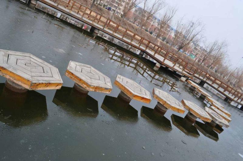 防腐木汀步欣赏一2684 帖子ID:2885-木图网-木结构之家 www.woodpic.cn