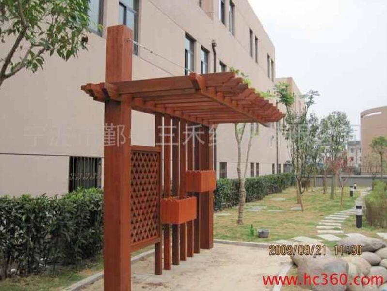 木花架欣赏二零零五二六1384 帖子ID:1285-木图网-木结构之家 www.woodpic.cn