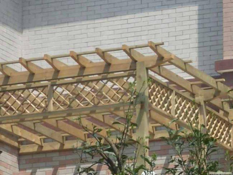 木花架欣赏二零零五二六9707 帖子ID:1285-木图网-木结构之家 www.woodpic.cn