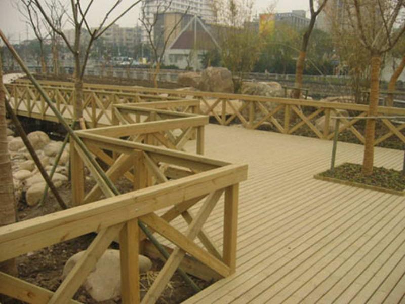 防腐木栏杆欣赏五5539 帖子ID:1718-木图网-木结构之家 www.woodpic.cn