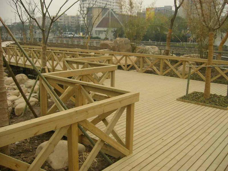 防腐木栏杆欣赏十四2454 帖子ID:1727-木图网-木结构之家 www.woodpic.cn