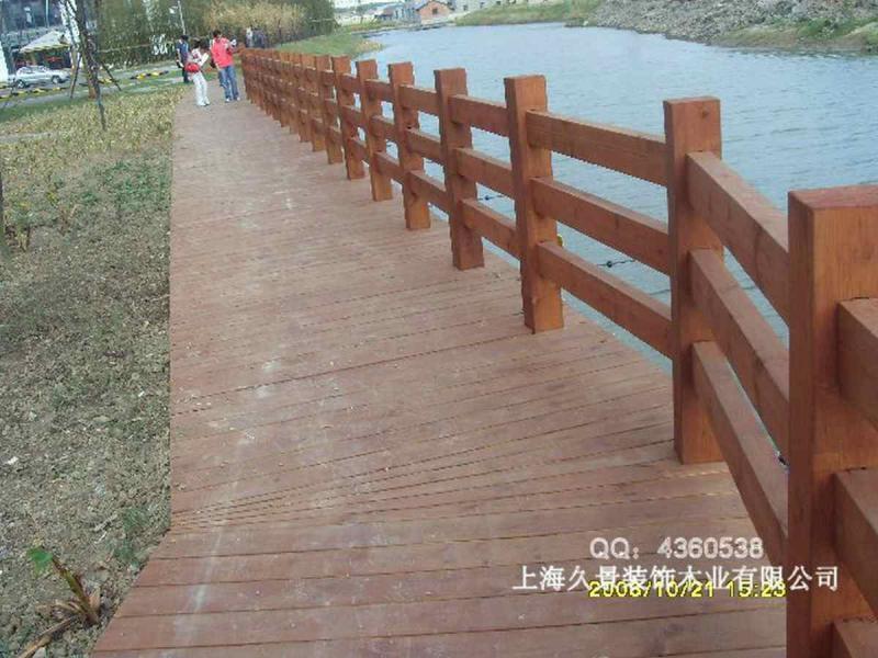 防腐木栏杆欣赏十五1798 帖子ID:1728-木图网-木结构之家 www.woodpic.cn