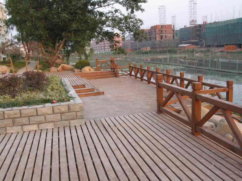 防腐木栏杆欣赏八6463 帖子ID:1721-木图网-木结构之家 www.woodpic.cn